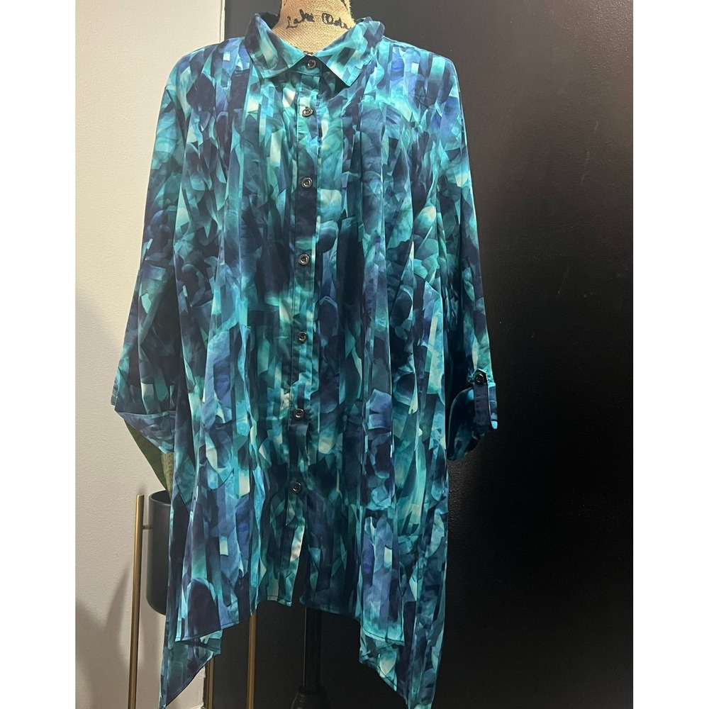 Catherines Blue‎ Geometric Abstract Sharkbite Hem Tunic Top 3X 26/28W 3/4 Sleeve